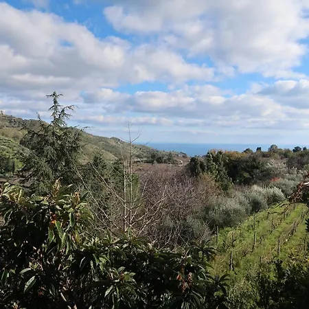 Etna-mare Country house Piedimonte Etneo